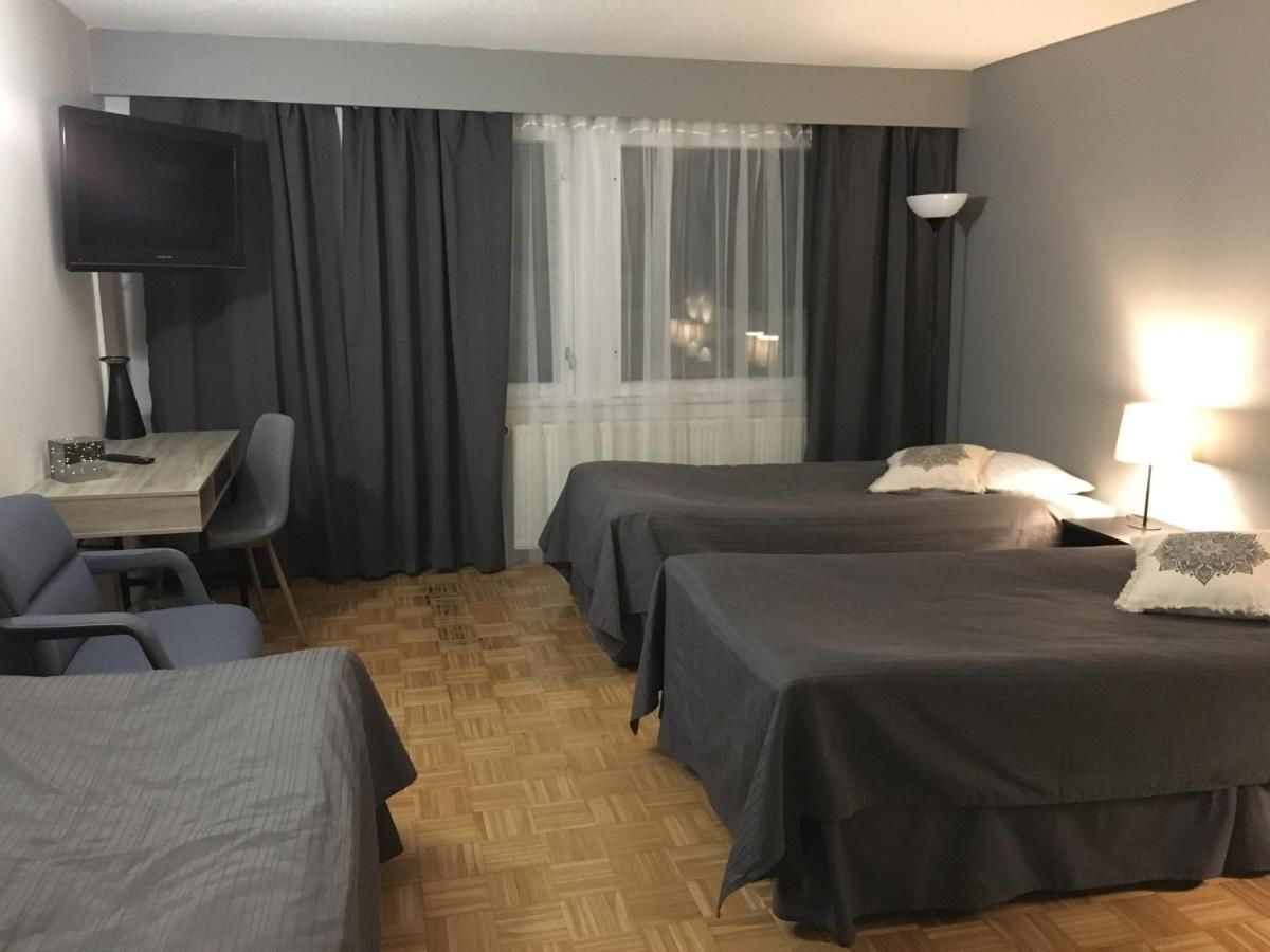 Отель Hotel Yöpuu Кеми